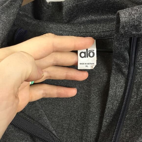 Alo Quarter Zip Men’s  Pullover, XL - Picture 4 of 5